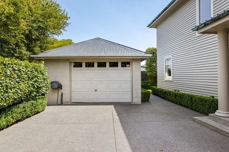 Photo of property in 118 Hamilton Avenue, Ilam, Christchurch, 8041