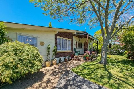 Photo of property in 1 Kamahi Place, Pukehangi, Rotorua, 3015