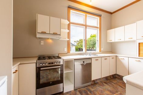 Photo of property in 82 Aerodrome Road, Dannevirke, 4972