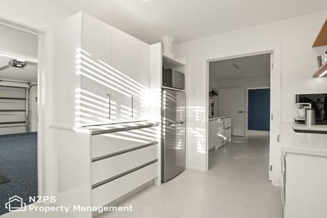 Photo of property in 49 Highgrove, Saint Clair, Dunedin, 9012