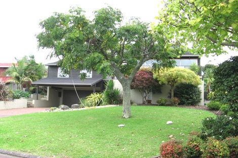 Photo of property in 27 Endymion Place, Half Moon Bay, Auckland, 2012