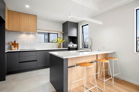 Photo of property in 19 Papatahi Lane, Flat Bush, Auckland, 2019