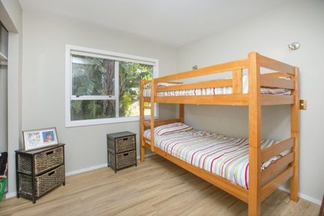 Photo of property in 32 Lincoln Street, Mangawhai Heads, Mangawhai, 0505