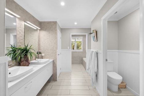 Photo of property in 33 Rua Road, Mangawhai, 0573