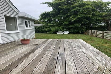 Photo of property in 427 High Street South, Carterton, 5713