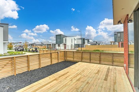 Photo of property in 18 Corporal Street, Papakura, 2110