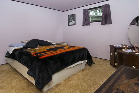 Photo of property in 2 Dingadee Street, Welcome Bay, Tauranga, 3112