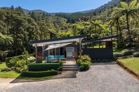 Photo of property in 7110 Kenepuru Road, Raetihi, Picton, 7282