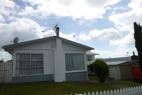 Photo of property in 67 Juniper Road, Sunnynook, Auckland, 0620