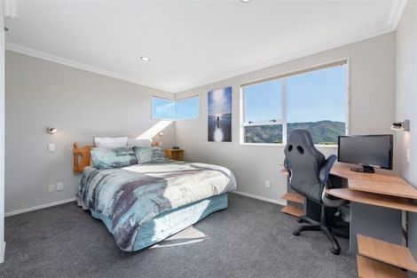 Photo of property in 313 Maungaraki Road, Maungaraki, Lower Hutt, 5010