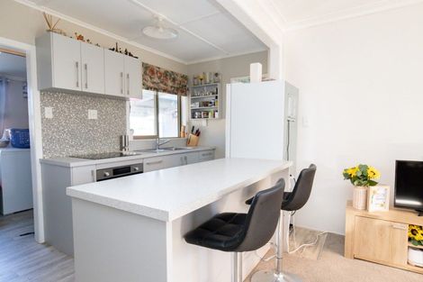 Photo of property in 2/3 Paul Drive, Ngatea, 3503