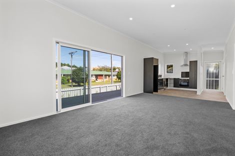 Photo of property in 11 Little Street, Tirau, 3410