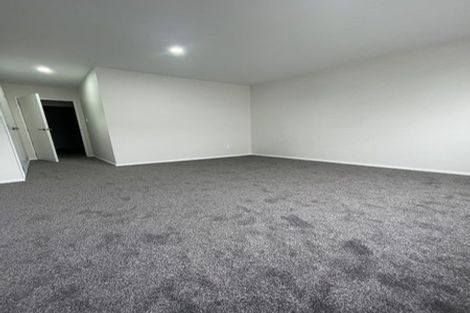 Photo of property in 17b Kemble Close, Mangere, Auckland, 2022