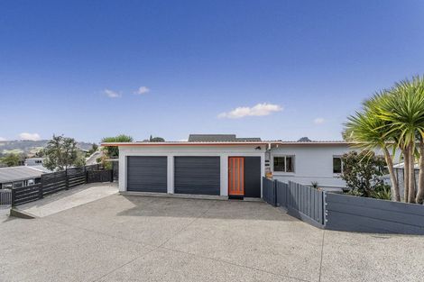 Photo of property in 1 Hillside Lane, Tairua, 3508