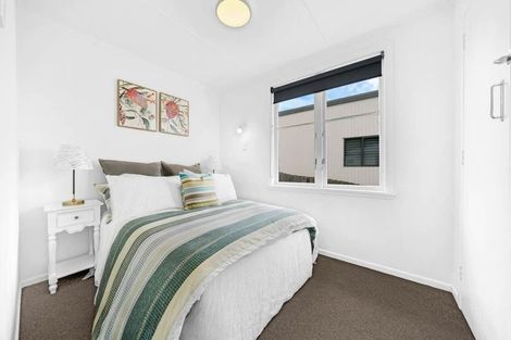 Photo of property in 53a Sylvan Crescent, Te Atatu South, Auckland, 0610