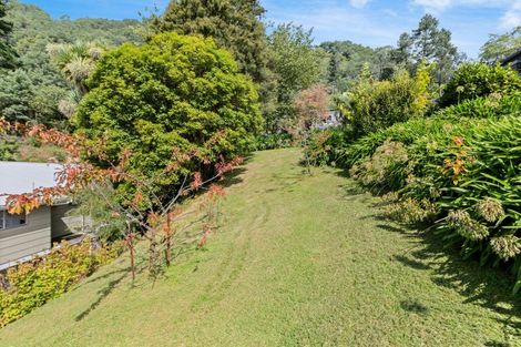 Photo of property in 83 Kent Street, Picton, 7220