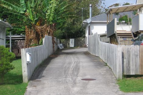 Photo of property in 17a Blacklock Avenue, Henderson, Auckland, 0612