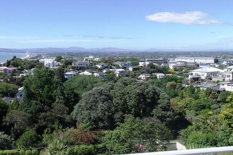 Photo of property in 16 Lighthouse Road, Bluff Hill, Napier, 4110