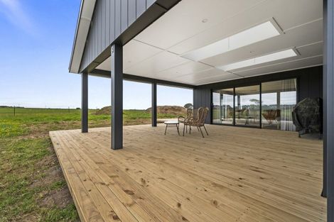 Photo of property in 61 Tennants Road, Bulls, 4894