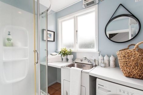 Photo of property in 2 Bullock Place, Ilam, Christchurch, 8041