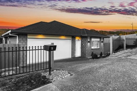 Photo of property in 9 Jeroboam Loop, Kumeu, 0810