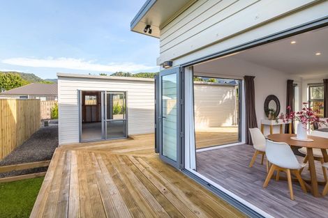 Photo of property in 7 Orion Way, Featherston, 5710