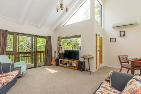 Photo of property in 66 Wirihana Road, Titirangi, Auckland, 0604
