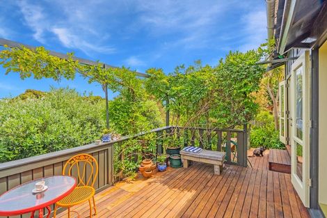 Photo of property in 25 Tennis Court Road, Raumati South, Paraparaumu, 5032