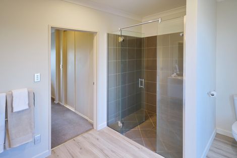 Photo of property in 5 Corsican Grove, Parklands, Christchurch, 8083