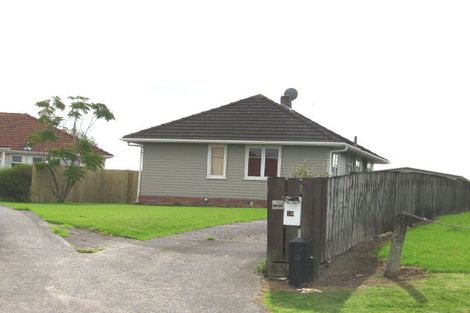 Photo of property in 10 Gladfield Lane, Te Atatu Peninsula, Auckland, 0610