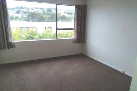 Photo of property in 12/29 Main Road, Tawa, Wellington, 5028