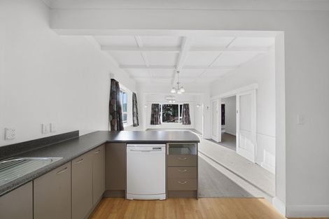 Photo of property in 70 Para Street, Miramar, Wellington, 6022