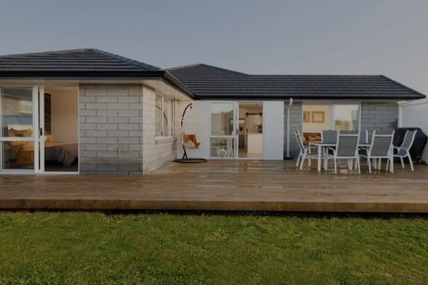 Photo of property in 6 Melonette Way, Ohauiti, Tauranga, 3112
