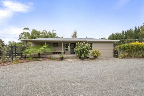 Photo of property in 21 Raumai Road, Bulls, 4894