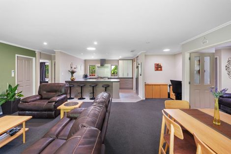 Photo of property in 7d Kitewaho Road, Swanson, Auckland, 0816