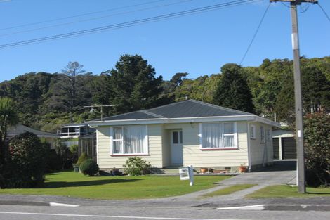 Photo of property in 117 Main South Road, Karoro, Greymouth, 7805