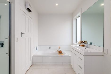 Photo of property in 106 Stapletons Road, Richmond, Christchurch, 8013