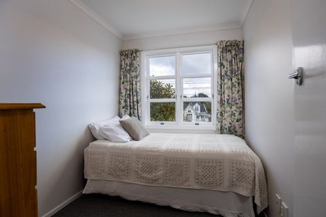Photo of property in 75 Cutfield Road, New Plymouth, 4310