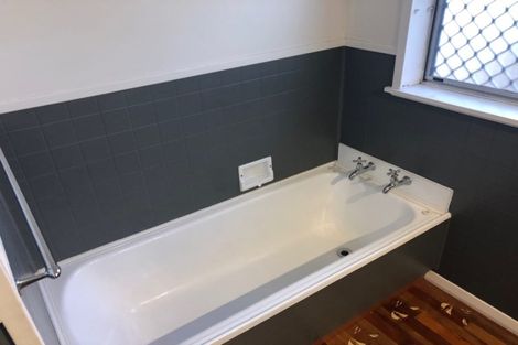 Photo of property in 37 James Foley Avenue, Pirimai, Napier, 4112