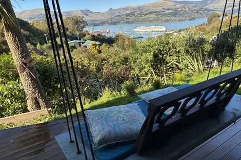 Photo of property in 57 Hawkhurst Road, Lyttelton, 8082