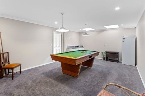 Photo of property in 14 Nugget Grove, Raumati Beach, Paraparaumu, 5032