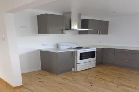 Photo of property in 1/42 Lincoln Road, Henderson, Auckland, 0610