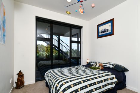 Photo of property in 911 Old North Road, Waimauku, 0882