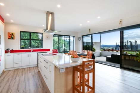 Photo of property in 911 Old North Road, Waimauku, 0882