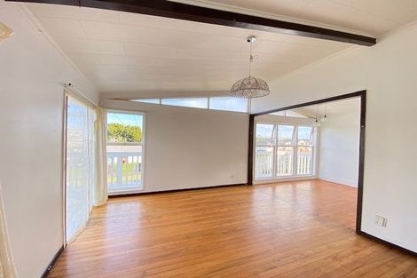 Photo of property in 2 Pasteur Place, New Windsor, Auckland, 0600