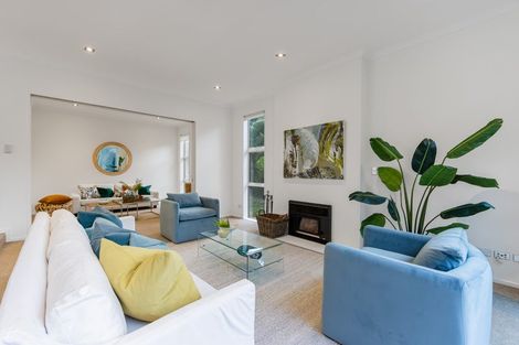 Photo of property in 339 Glenvar Road, Long Bay, Auckland, 0630