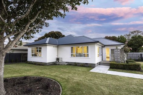 Photo of property in 254 Weston Road, Mairehau, Christchurch, 8052