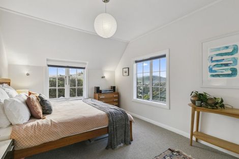 Photo of property in 39 Fairview Crescent, Kelburn, Wellington, 6012