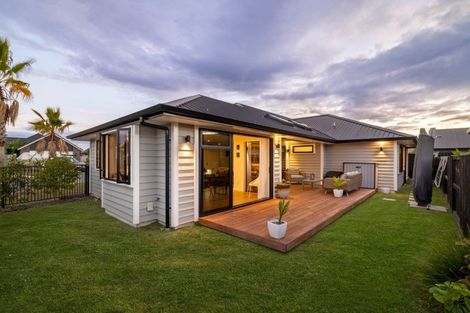 Photo of property in 1 Mida Close, Papamoa Beach, Papamoa, 3118