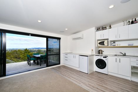 Photo of property in 911 Old North Road, Waimauku, 0882